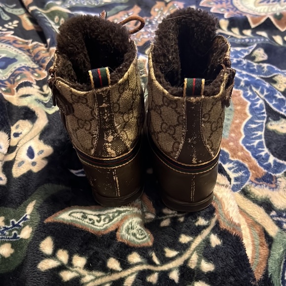 Gucci duck boots, size 28 - Picture 2 of 11
